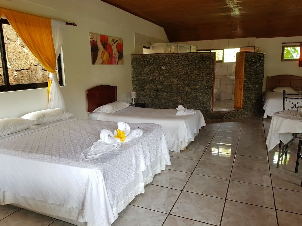 Фото Chez Maria Goretti Hotel