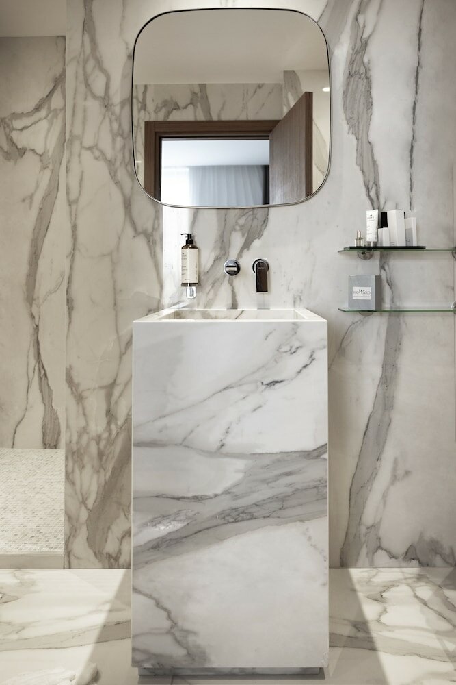 Фото Howard Sur Seine