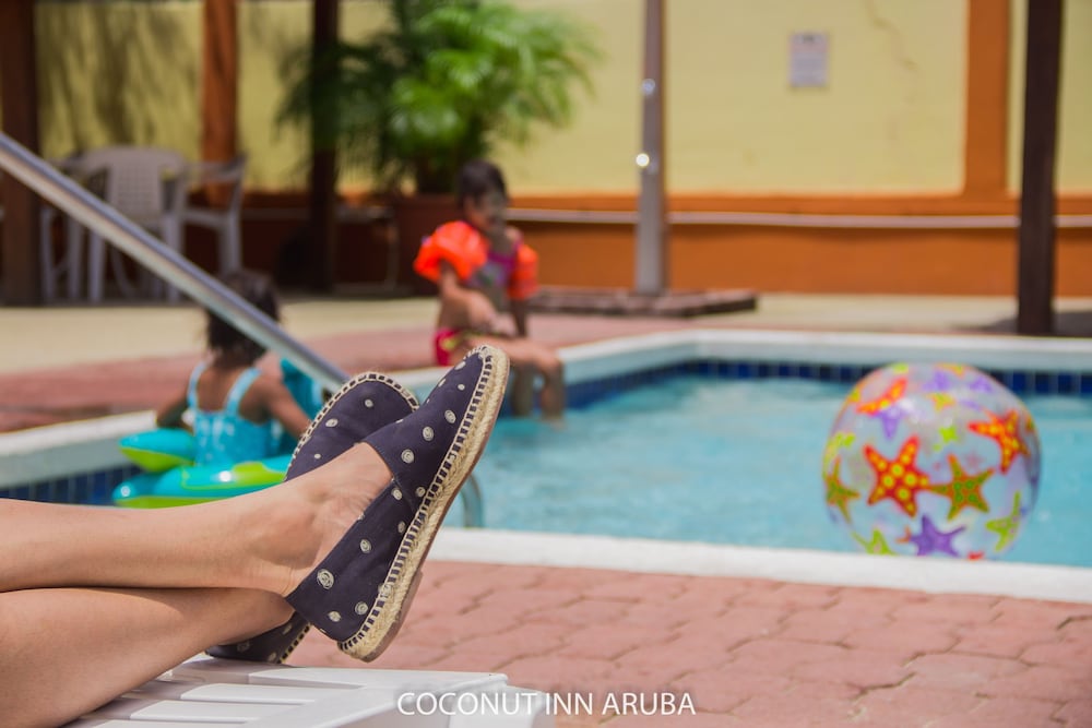 Фото Coconut Inn