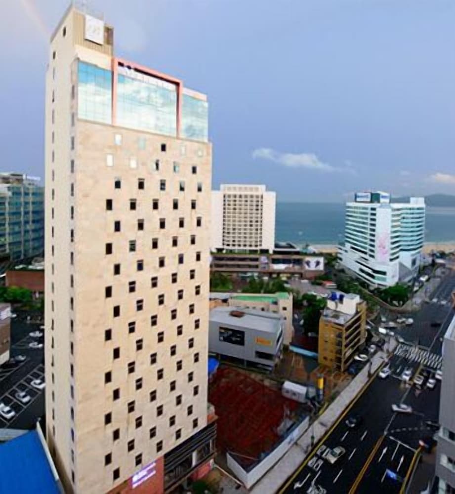 Фото Marianne Hotel