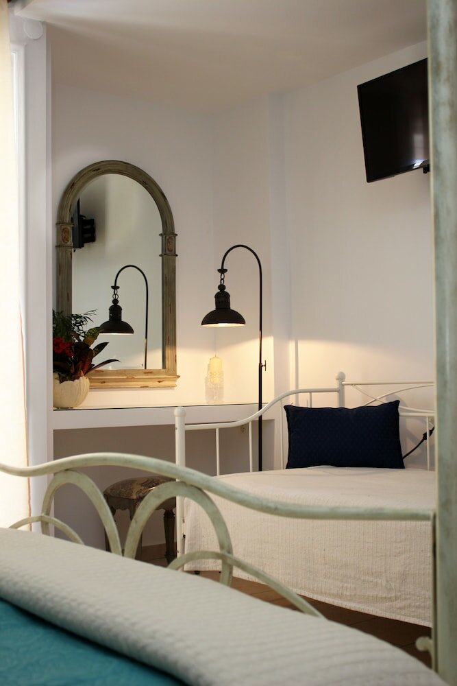 Фото Ikaros Art Hotel