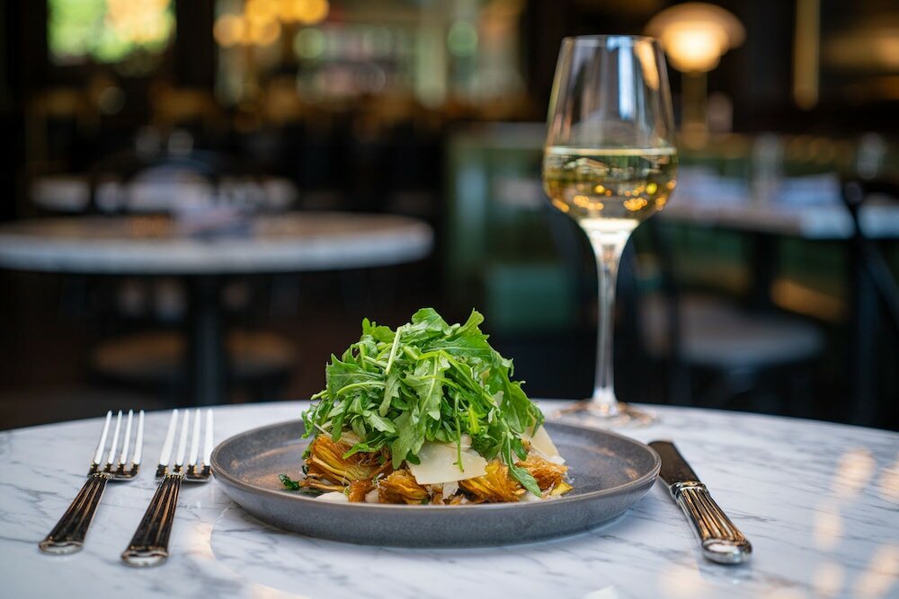 Фото The Avery Hotel