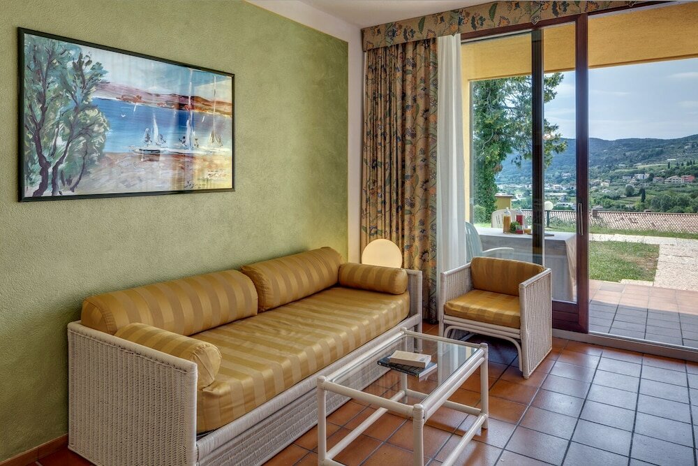 Фото Poiano Resort Hotel & Apartments