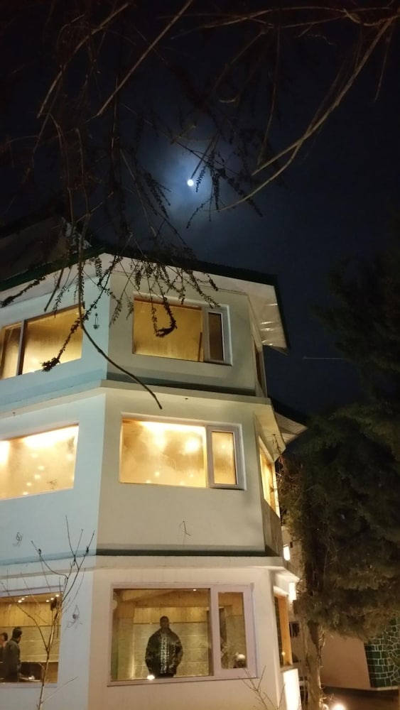 Фото Hotel Mirage