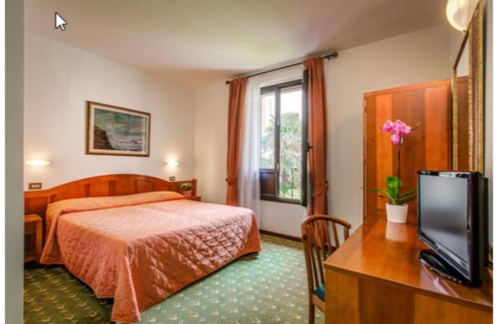 Фото Hotel Arno Bellariva