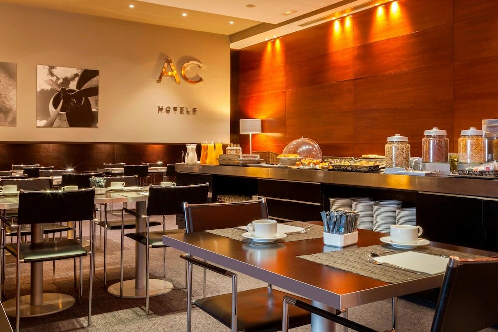 Фото Ac Hotel Alcala de Henares by Marriott