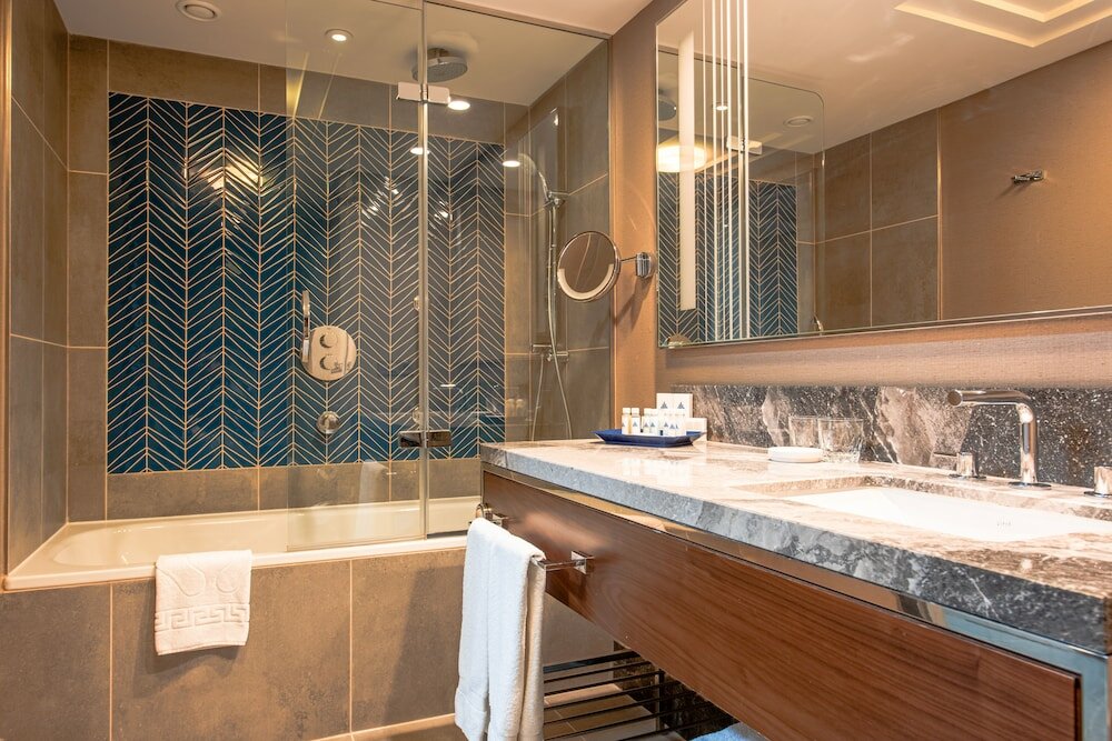 Фото Azimut Grand Hotel Tashkent