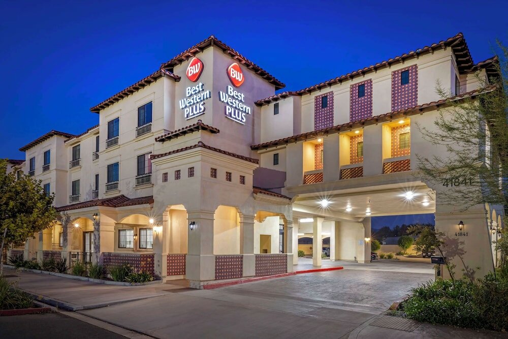 Фото Best Western Plus Temecula Wine Country Hotel &Suites