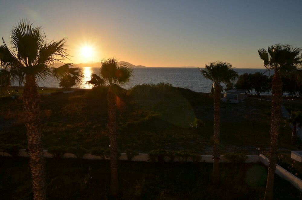 Фото Costa Angela