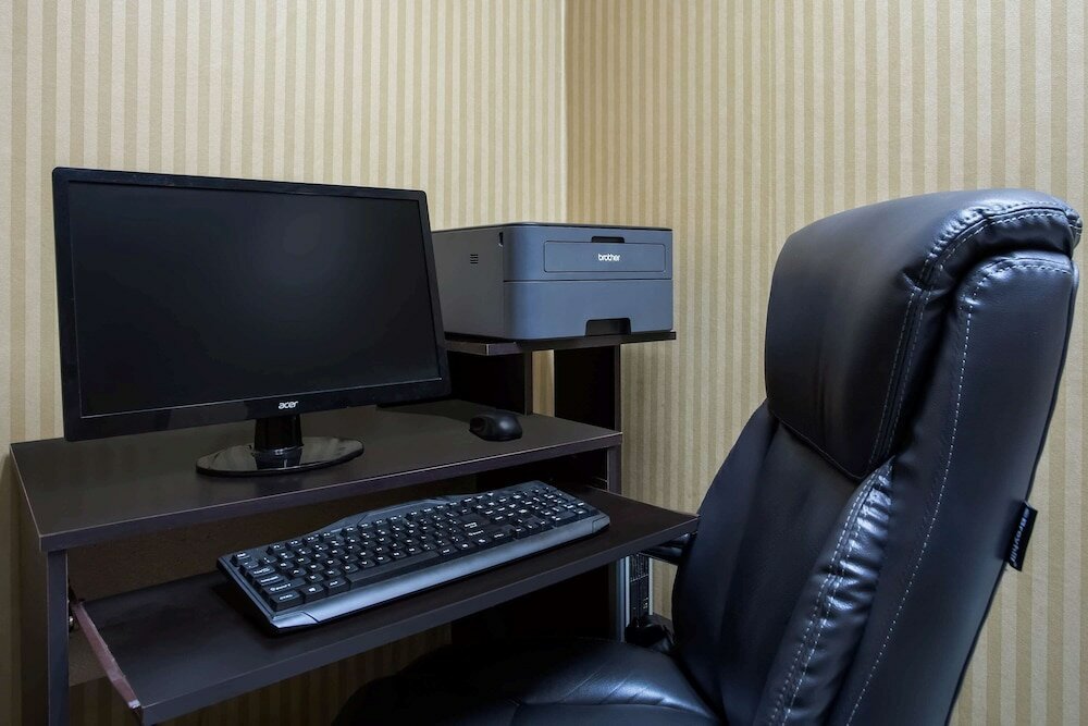 Фото Days Inn by Wyndham Runnemede Philadelphia Area