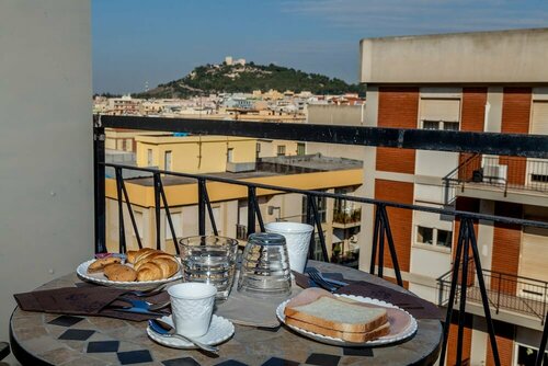 Гостиница Sette Colli Guesthouse в Кальяри