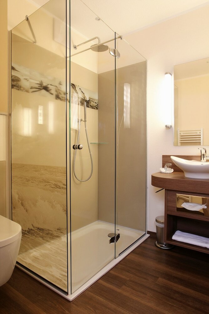 Фото Hotel Simonshof Wolfsburg