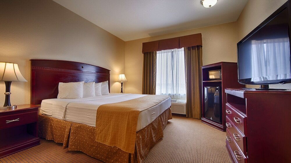 Фото Best Western Palace Inn & Suites