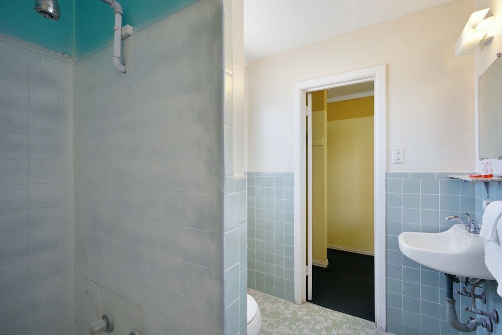 Фото Oyo Alpine Tx near Big Bend National Park