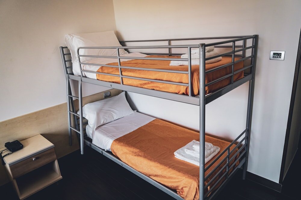 Фото Отель His Majesty