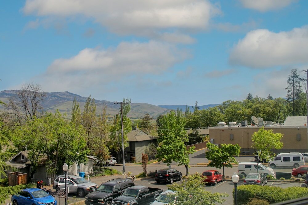 Фото Stratford Inn