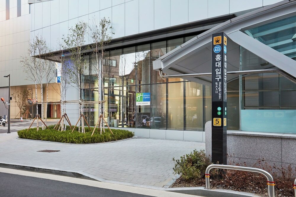 Фото Holiday Inn Express Seoul Hongdae