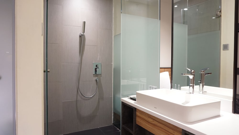 Фото Erian Hotel