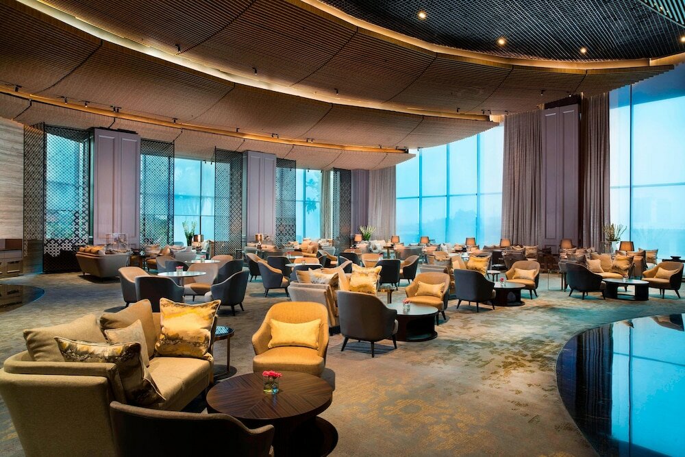 Фото Sheraton Surabaya Hotel and Towers