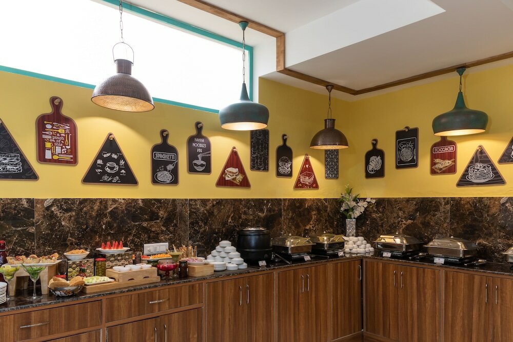 Фото Inde Hotel Cyber City