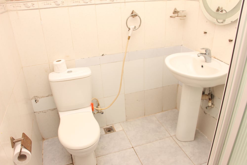 Фото Degok Hotel