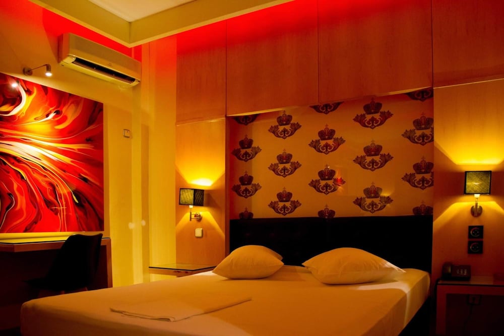 Фото Olympic Hotel – Adults Only