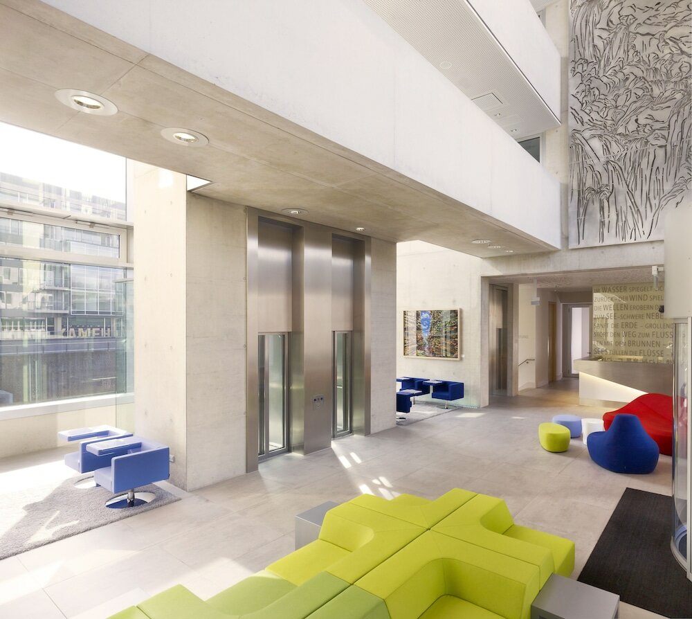 Фото Art'otel Cologne, part of Radisson Hotel Group