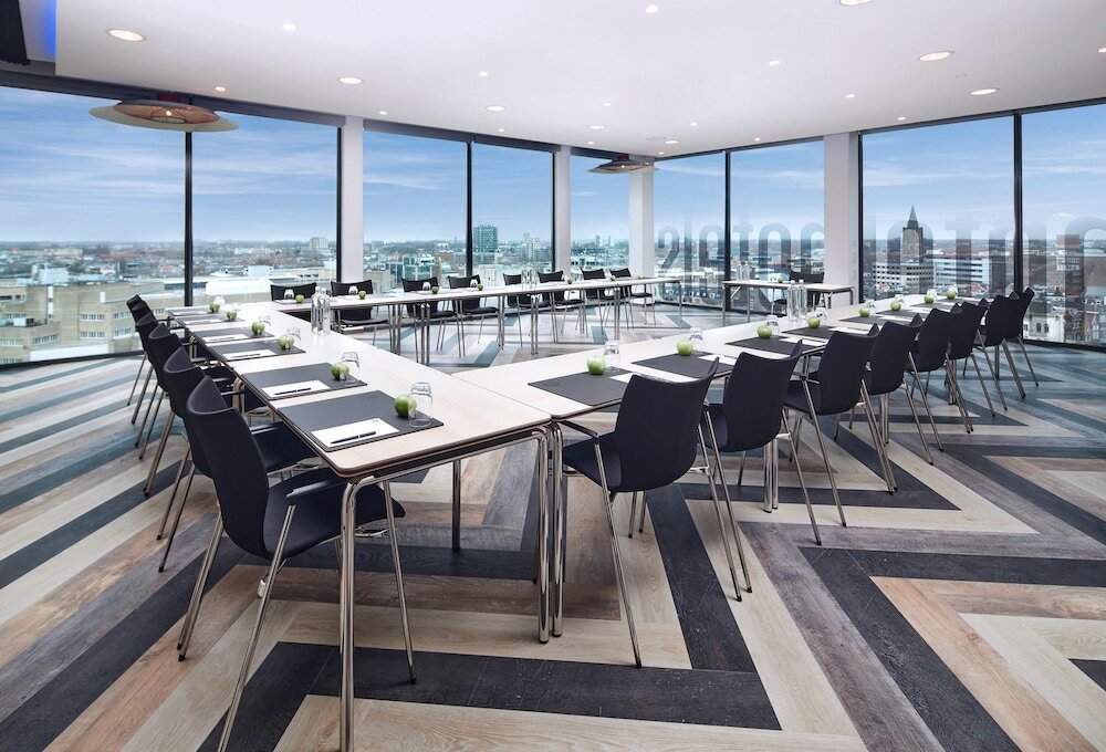 Фото Inntel Hotels Utrecht Centre