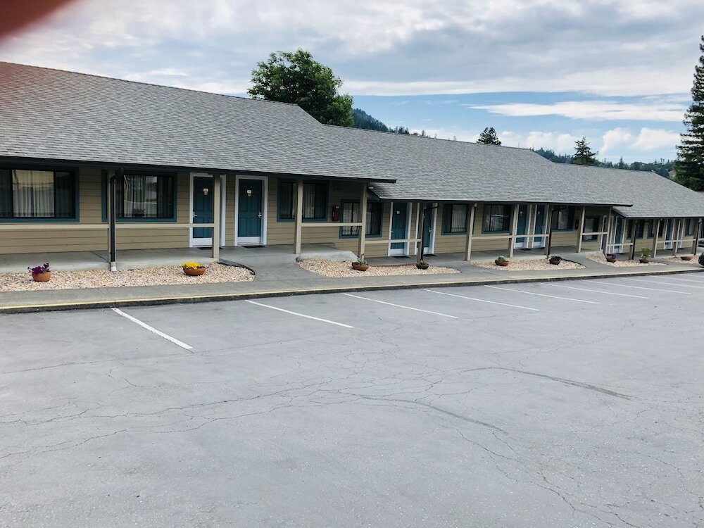 Фото Motel Garberville