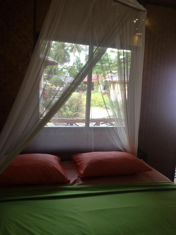 Фото Malibu Beach Bungalows