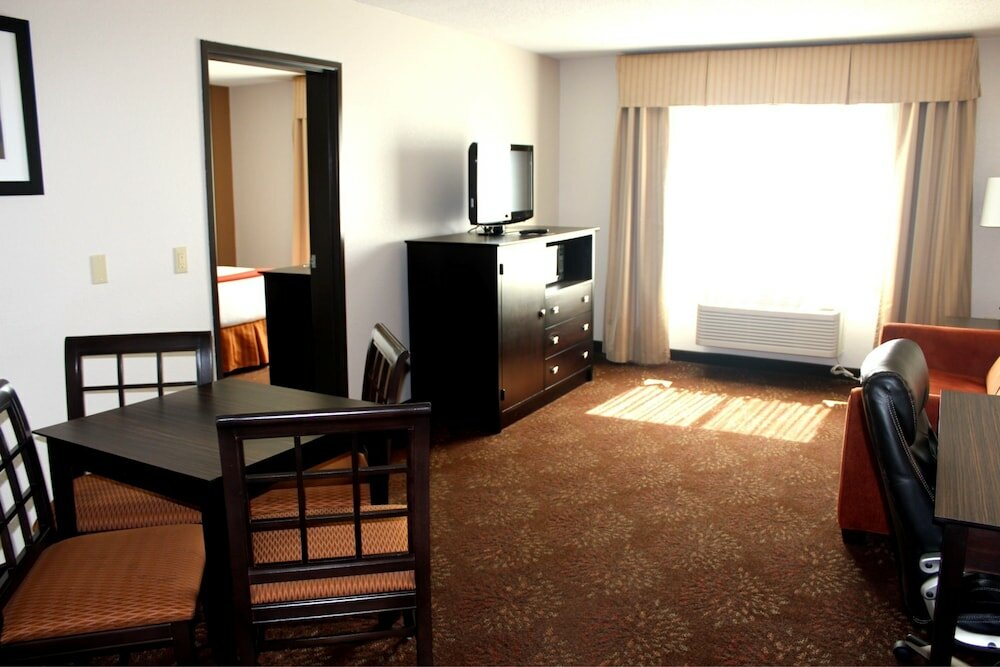 Фото Holiday Inn Express Houghton-Keweenaw, an Ihg Hotel