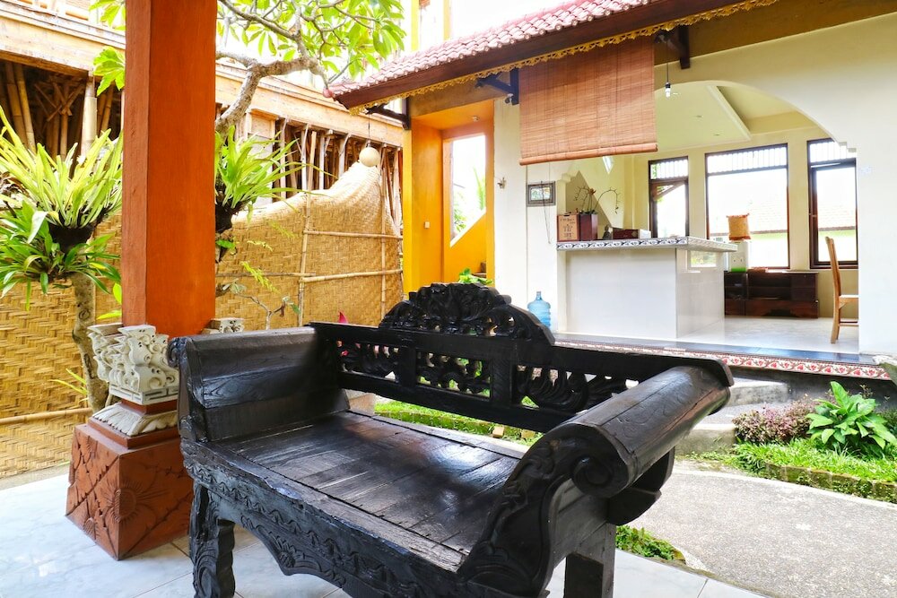 Фото Ubud Kerta City Hotel