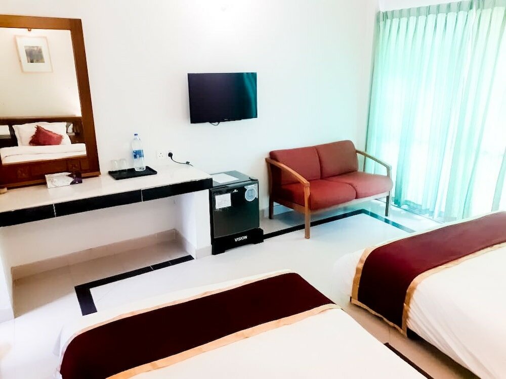 Фото Hotel Kollol by J & Z Group