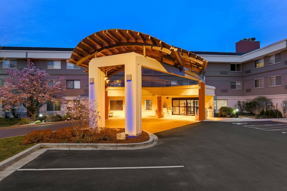 Фото отеля 2