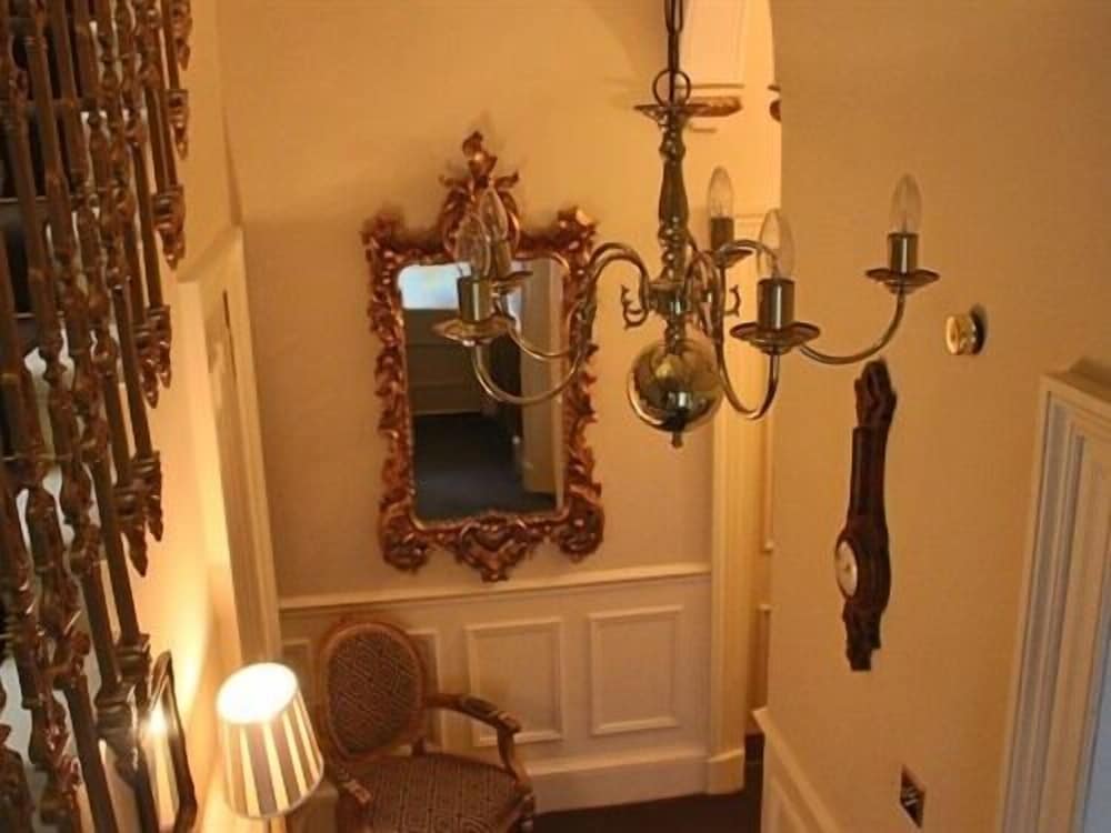 Фото Highfield Guest House