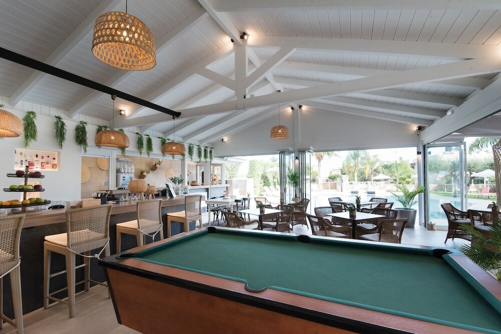 Фото Mirage Studios