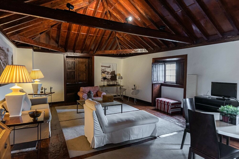 Фото Isla Baja Suites