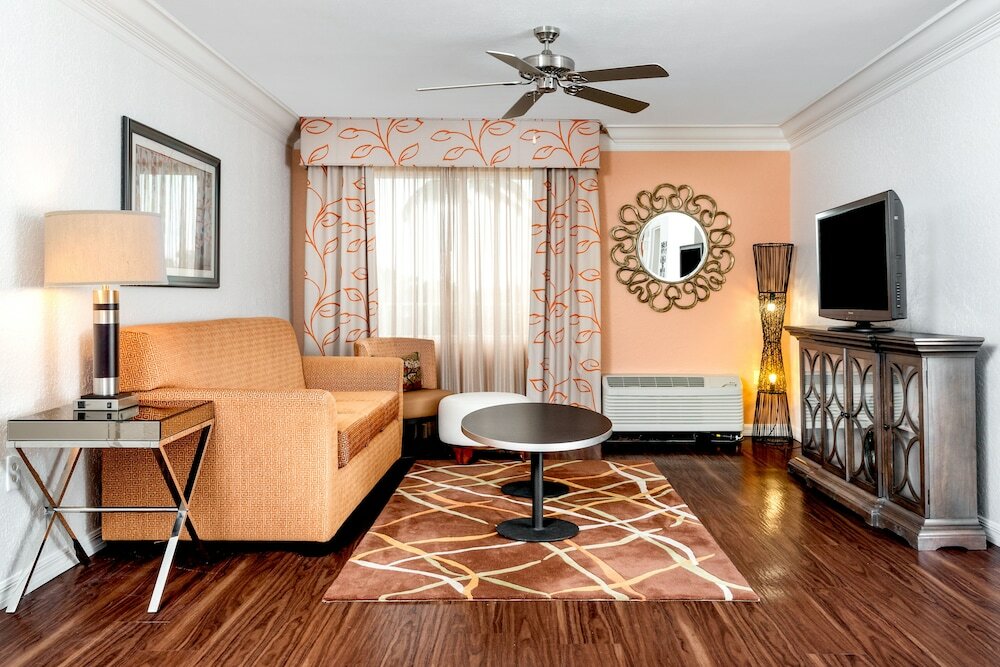 Фото Holiday Inn Fort Lauderdale Airport, an Ihg Hotel