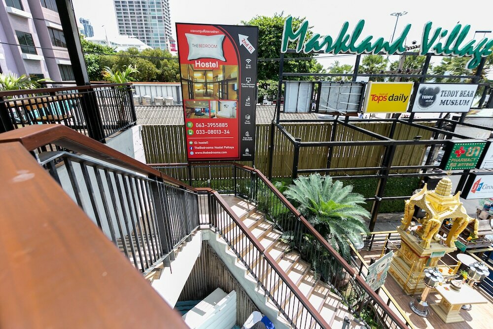 Фото The Bedrooms Hostel Pattaya