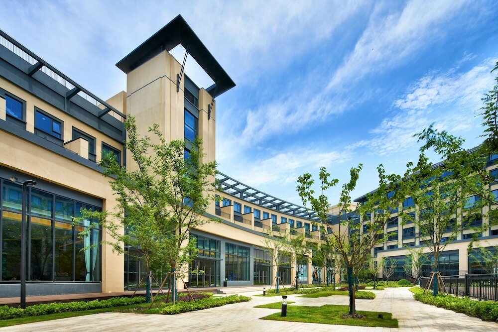 Фото Q-Box Hotel Shanghai Sanjiagang