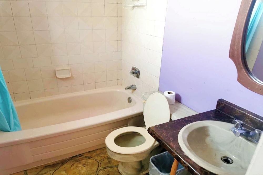 Фото Oyo Hotel Niagara Falls, On - Fallsview