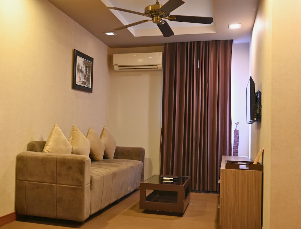 Фото Anik Boutique Hotel & SPA Norodom Blvd