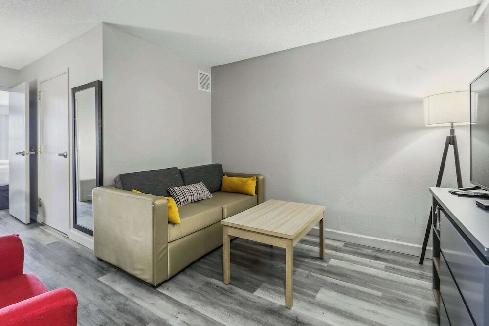 Фото Country Inn & Suites by Radisson, Chicago O'Hare South, Il