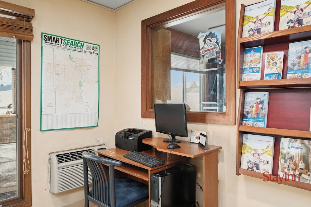 Фото Americas Best Value Inn Grand Forks