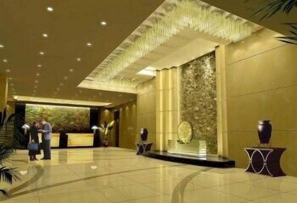 Фото Yishiyuan Hotel