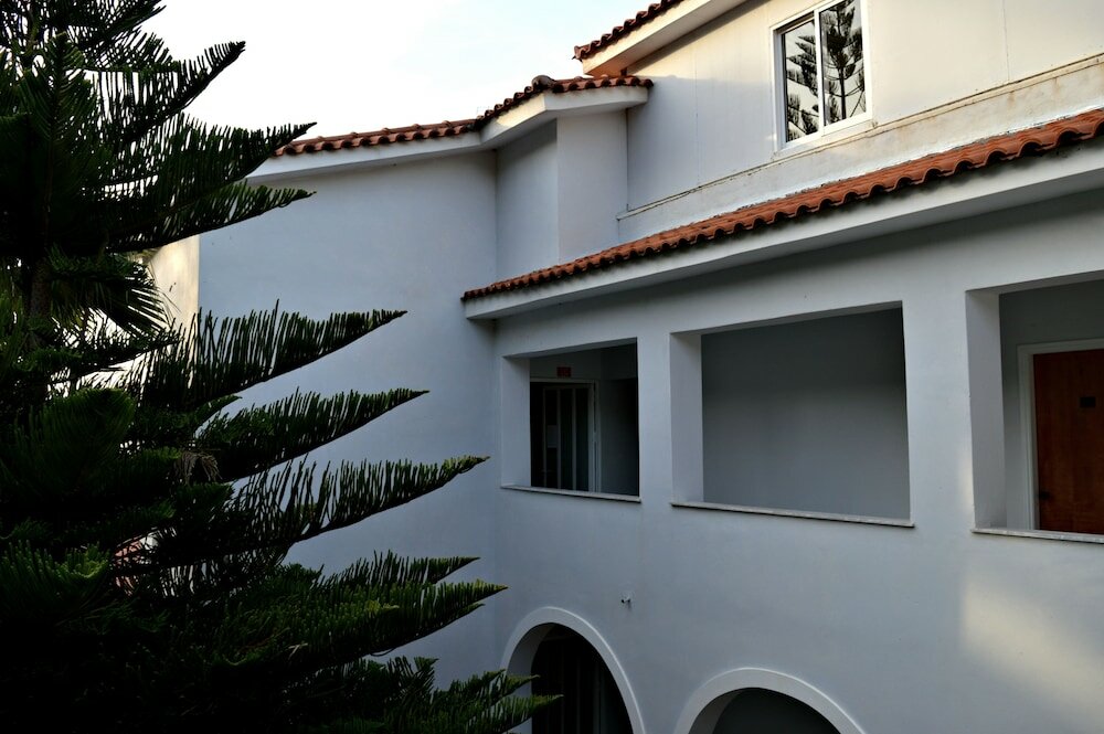 Фото Paradise Beach Hotel