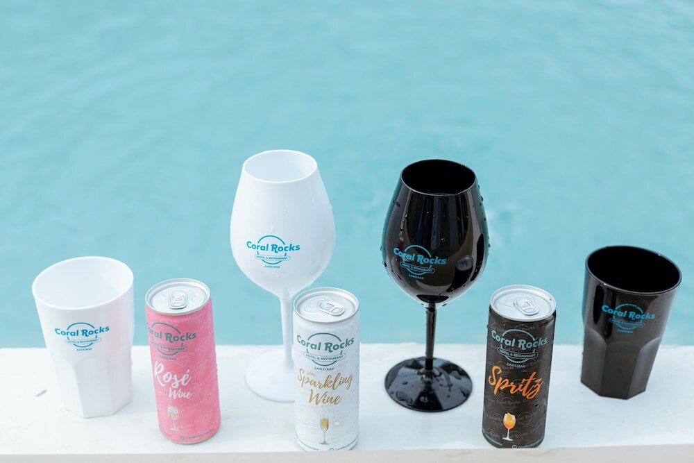 Фото Coral Rocks Hotel & Restaurant