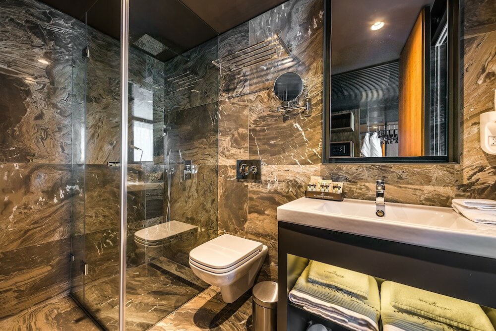 Фото All Seasons Residence Hotel