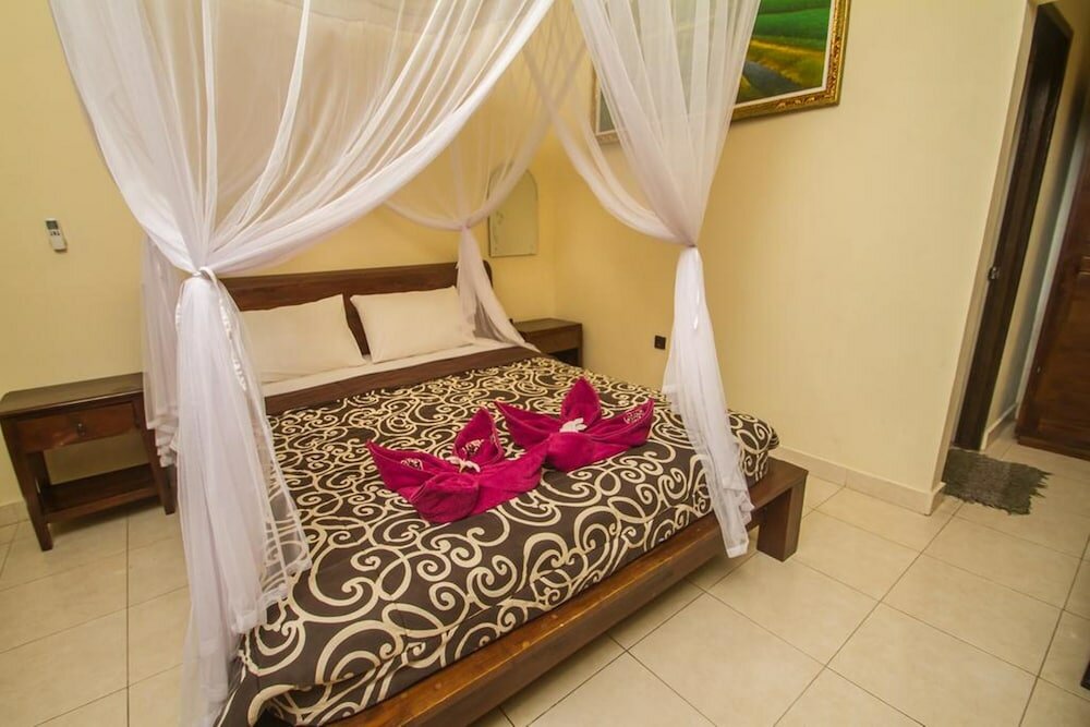 Фото Omah D'Taman Hotel by Eps