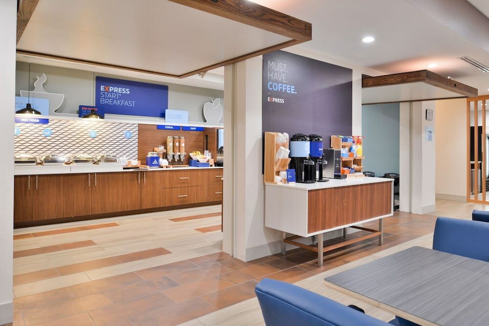 Фото Holiday Inn Express Early, an Ihg Hotel